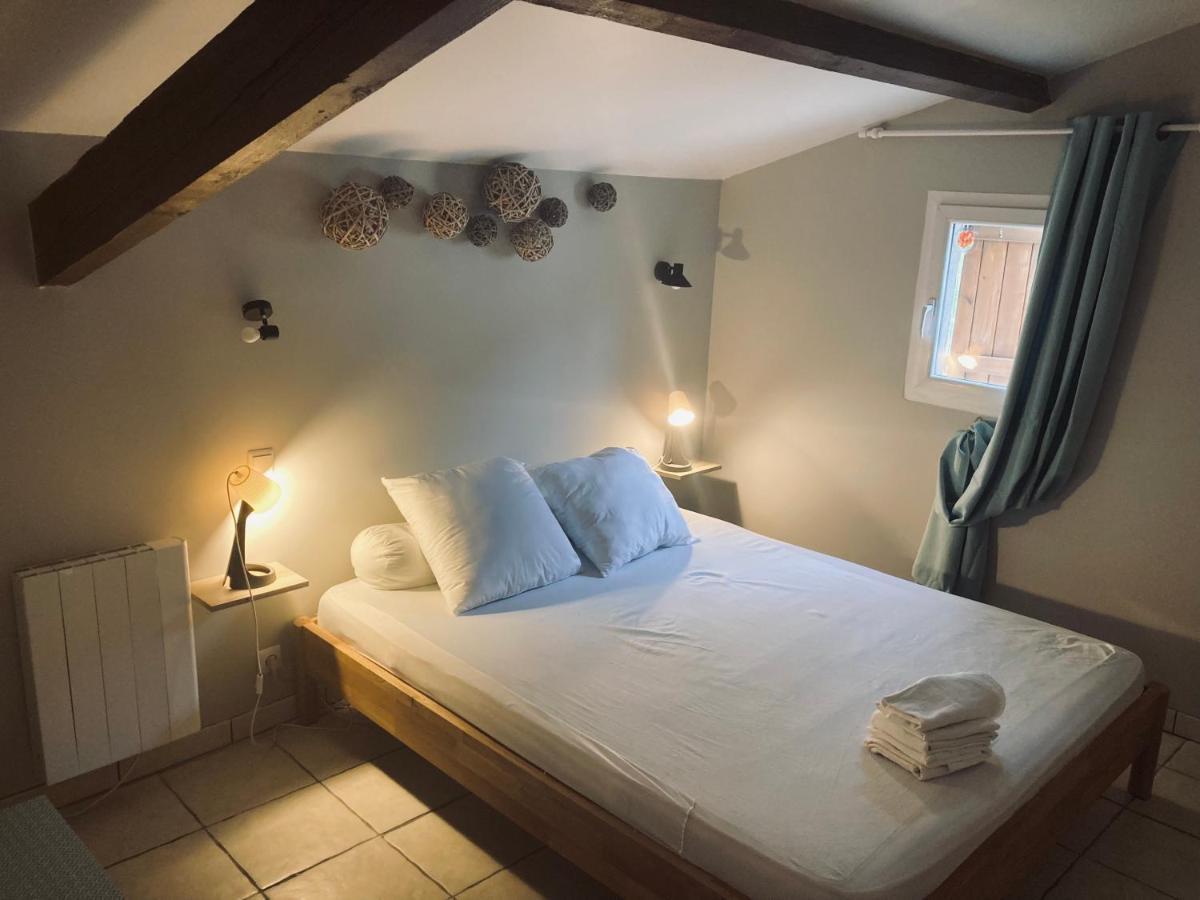 Petite Maison A La Campagne Saint-Germain-des-Fosses ภายนอก รูปภาพ