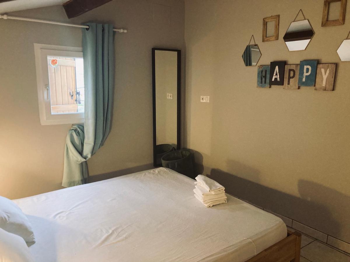 Petite Maison A La Campagne Saint-Germain-des-Fosses ภายนอก รูปภาพ